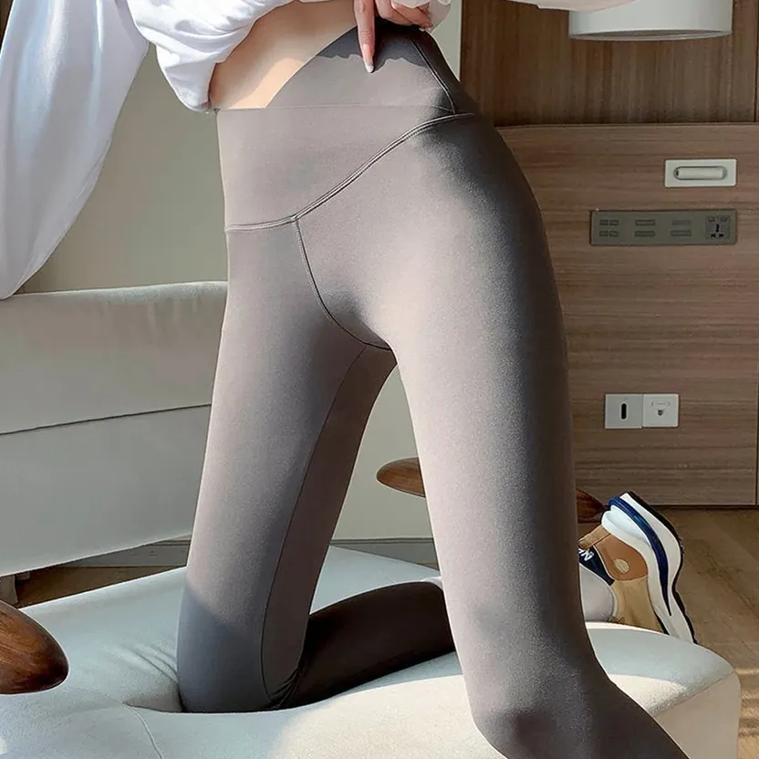 V Shape Plain Sports leggings for Women - Buy V Shape Plain Sports